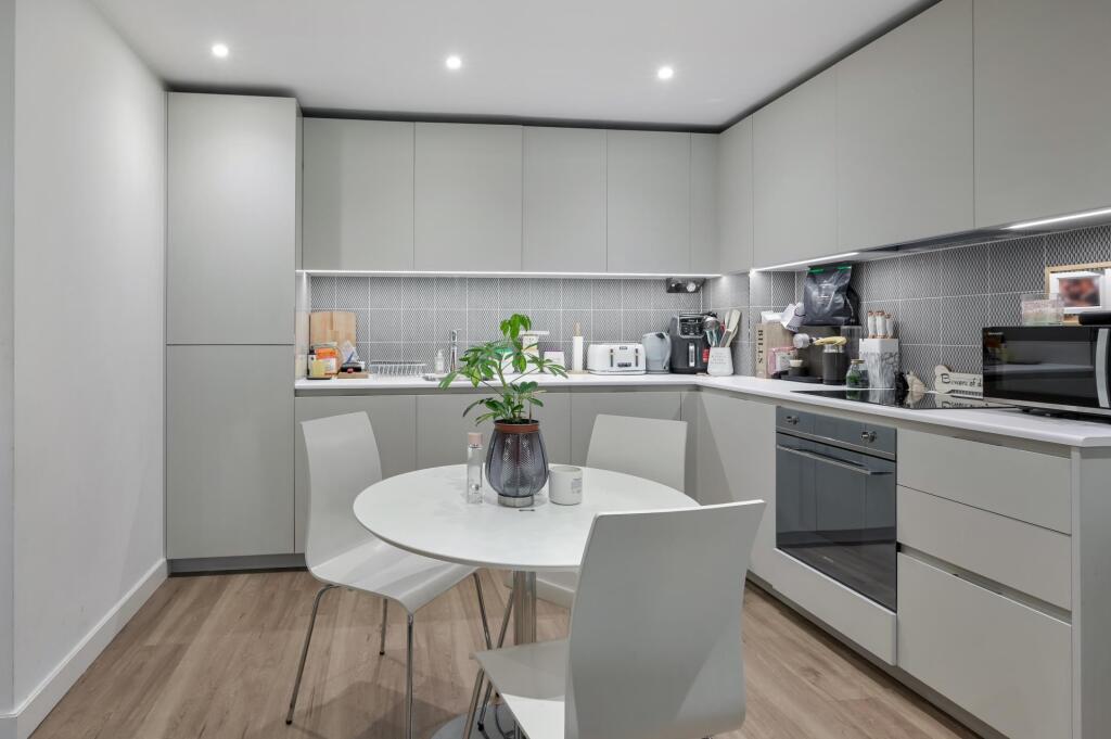 Celeste House, London, NW9 photo 2