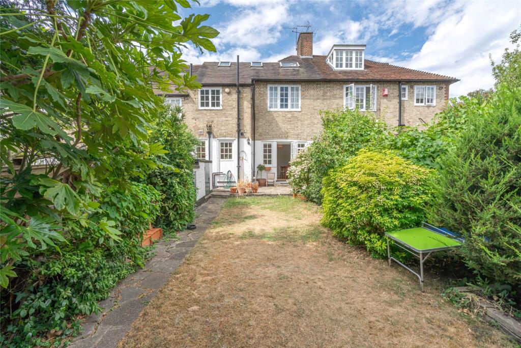 House in London - More