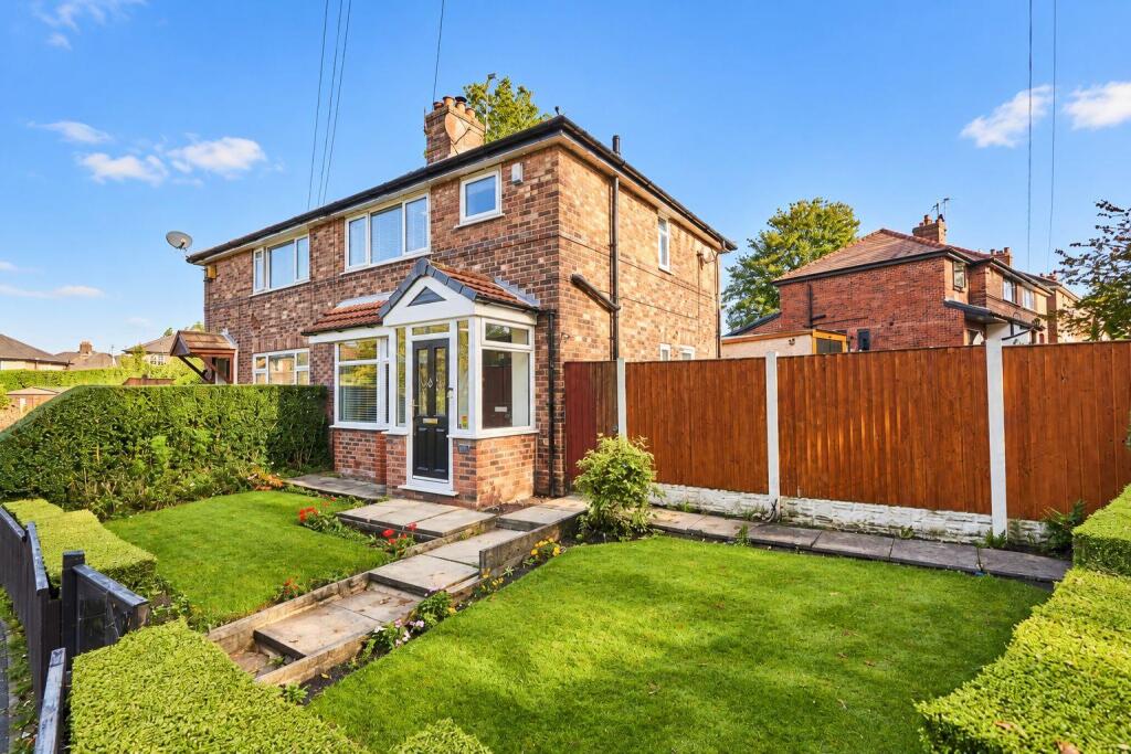 3-bed semi-detached on Scholes Lane, Thatto Heath, St Helens, WA10 3, £200,000
