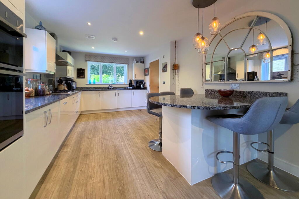 House in Bath - View 5