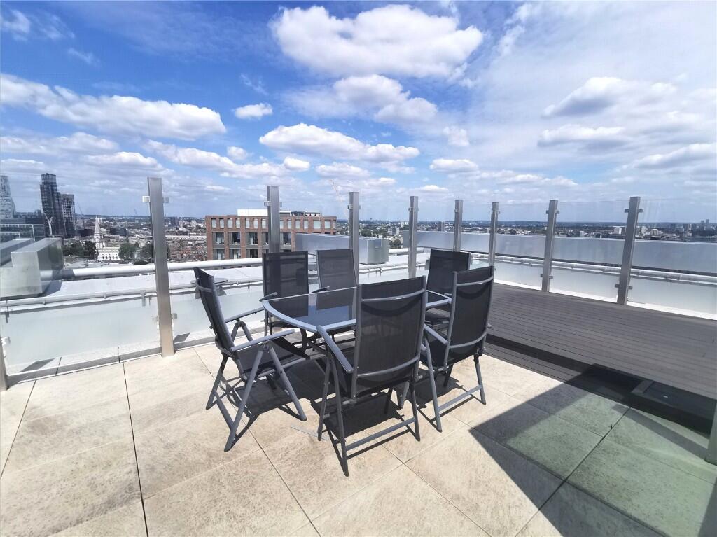 Main image of property: Goodman's Field sub-penthouse  ,Alie Street, London, E1