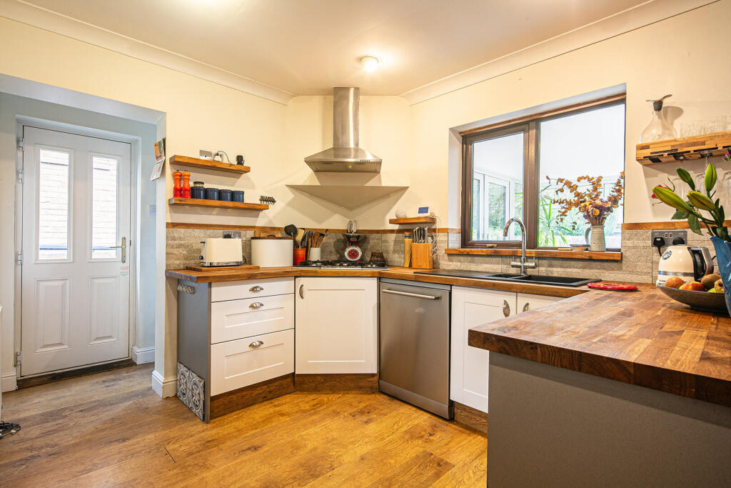 House in Sheffield, Totley Rise, Totley - View 5