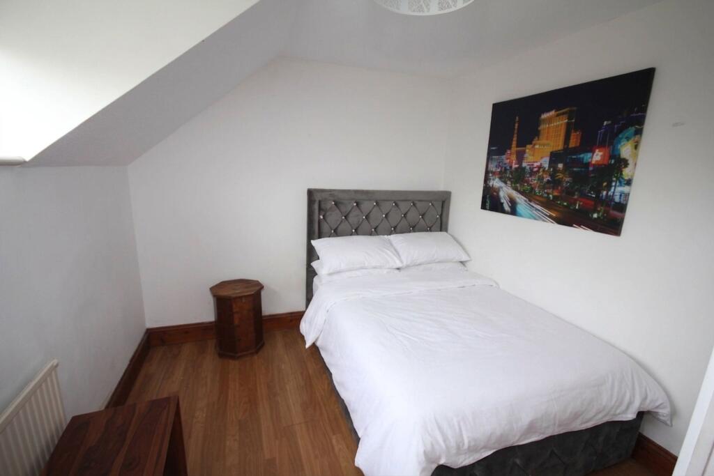 Cumbrian Way, Uxbridge, UB8 - View 5
