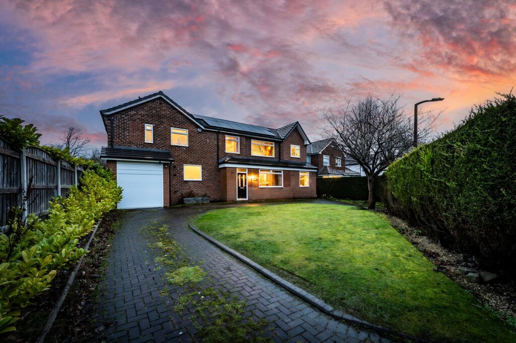 Main image of property: Roundcroft, Romiley, Stockport SK6 4LS