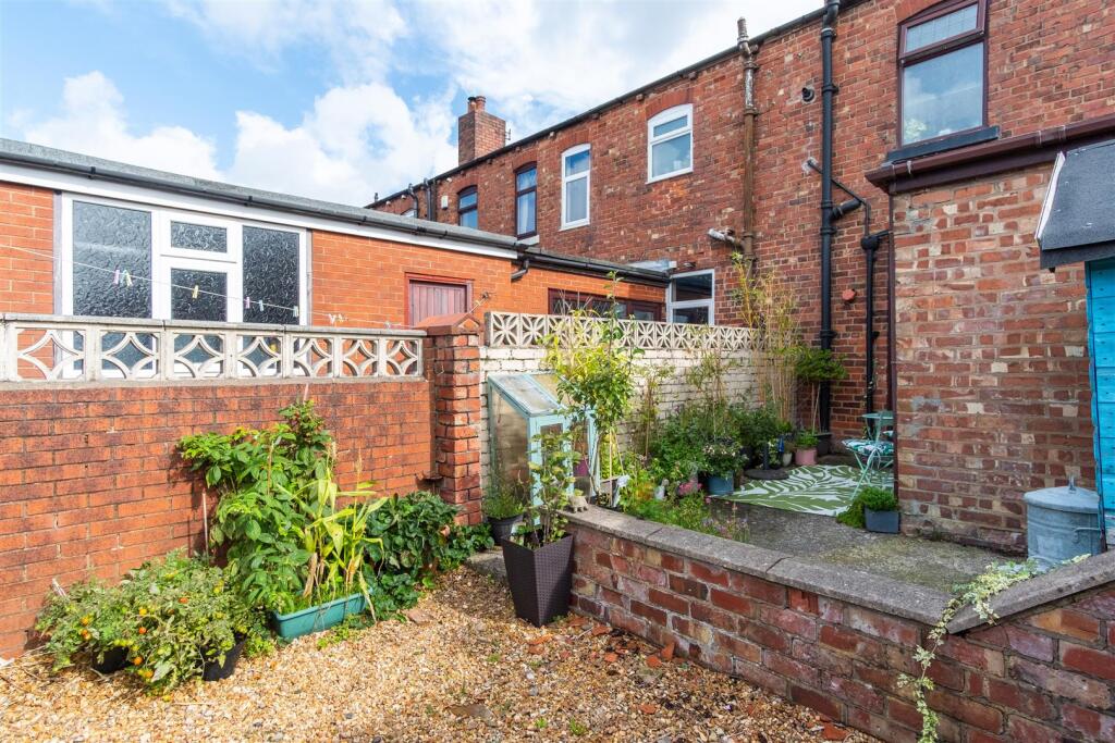 House in Preston - View 4