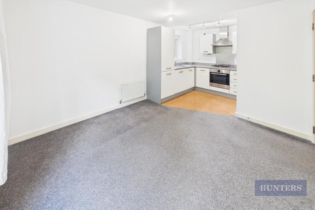 Apartment in Southampton - View 5