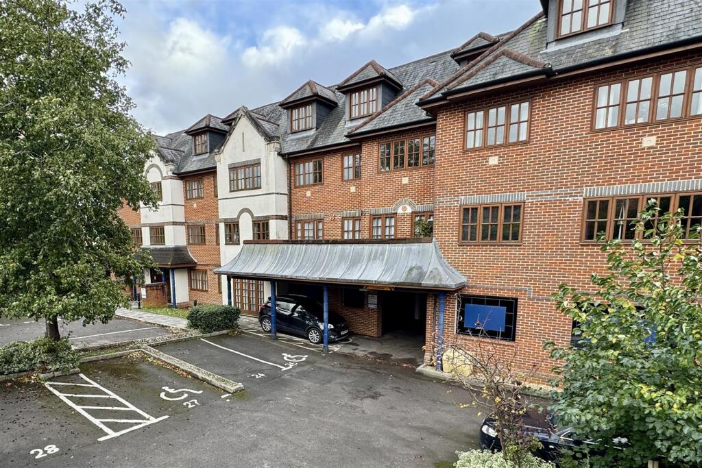 Main image of property: Godalming