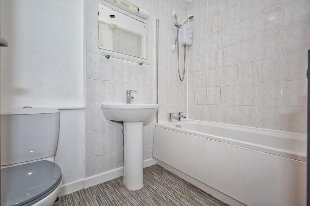 Additional image 8 of West End, Street, BA16