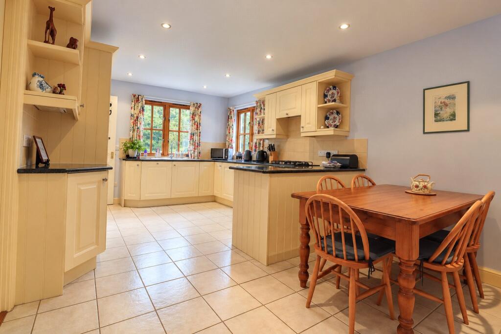 Meshaw, South Molton, Devon, EX36 photo 3