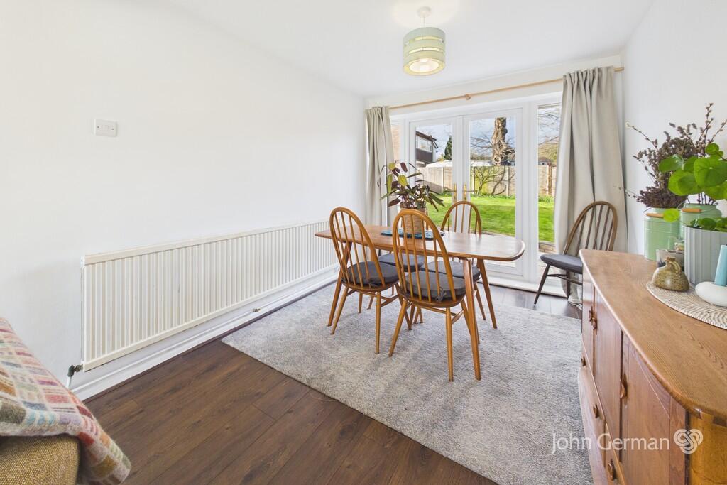 West Drive, Doveridge photo 3