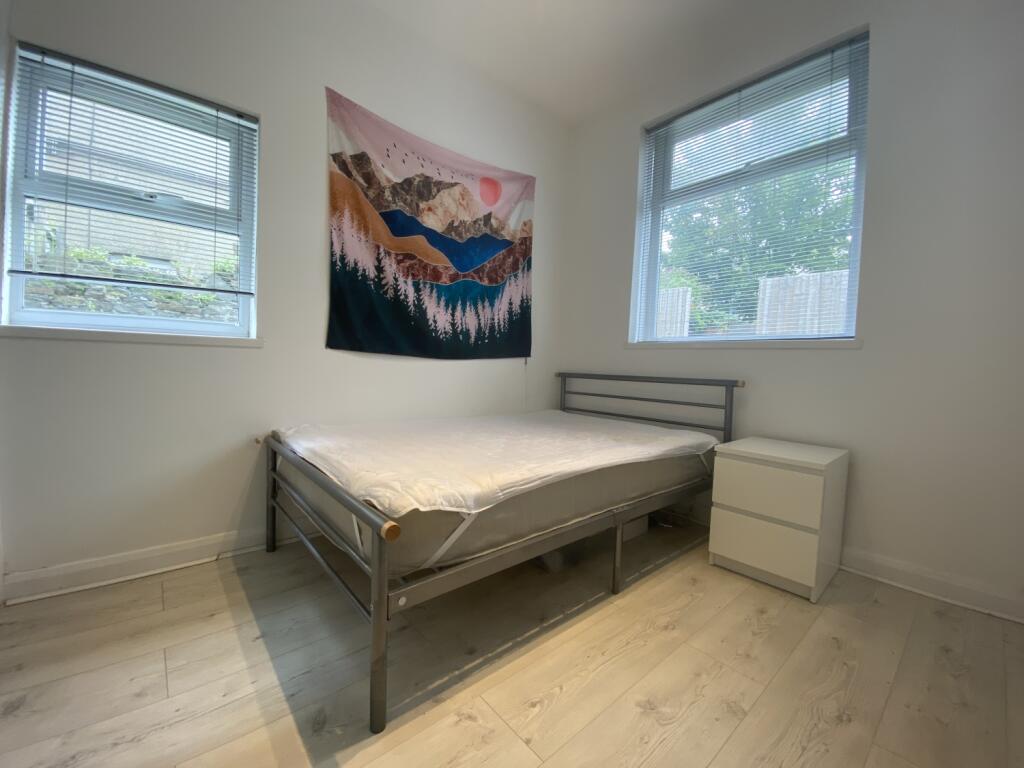 Apartment in Cardiff - View 4