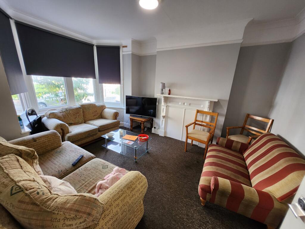 Main image of property: Kingsley Road - Rm6