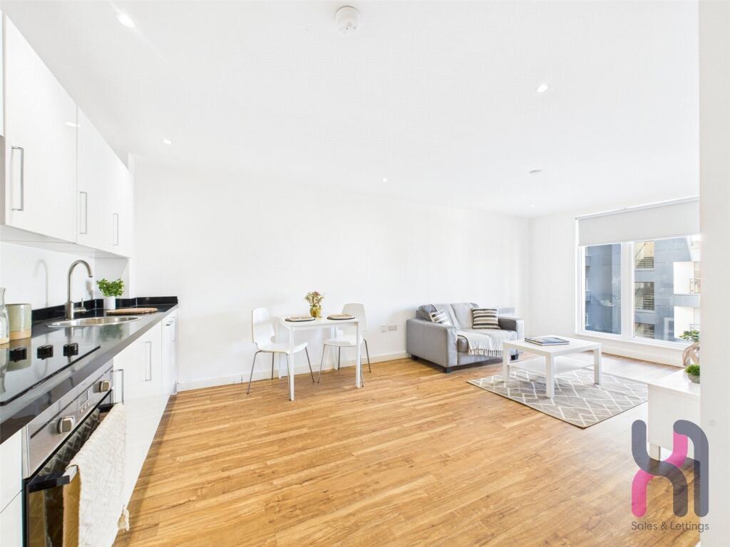 Main image of property: The Exchange, 8 Elmira Way, Salford Quays, Greater Manchester, M5