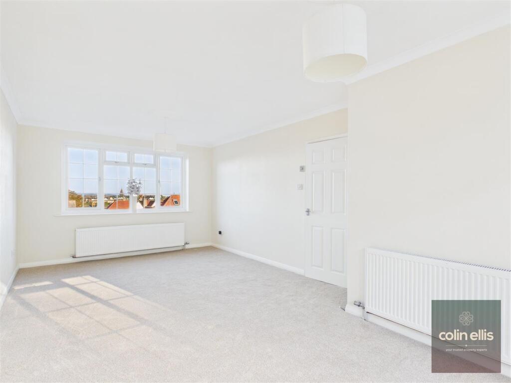 Apartment in Scarborough, North Yorkshire - More