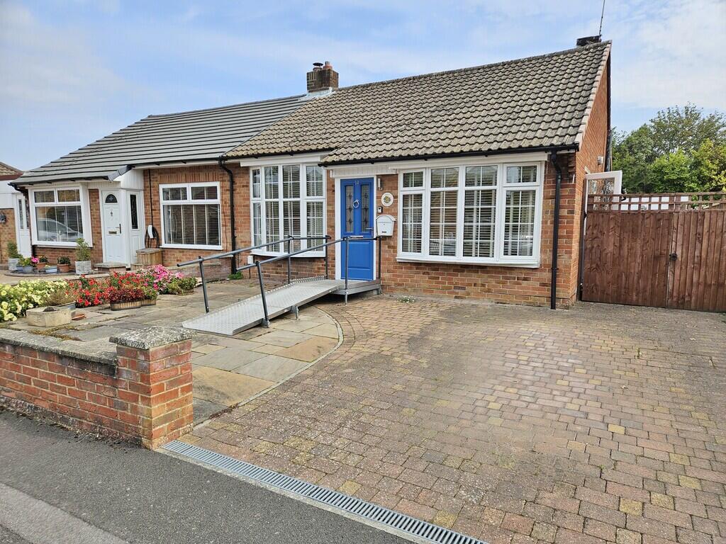 Main image of property: Ashlyn Close, Fareham
