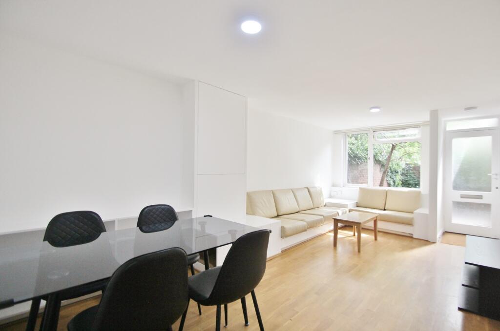 Main image of property: More Close, St. Paul's Court, Hammersmith, W14