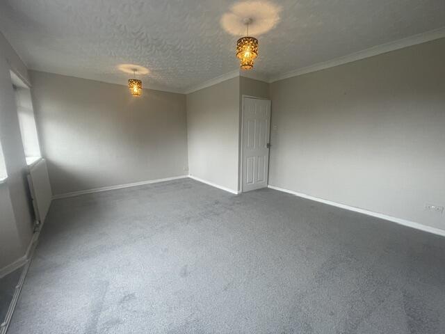 Apartment in Tamworth, Staffordshire - View 5
