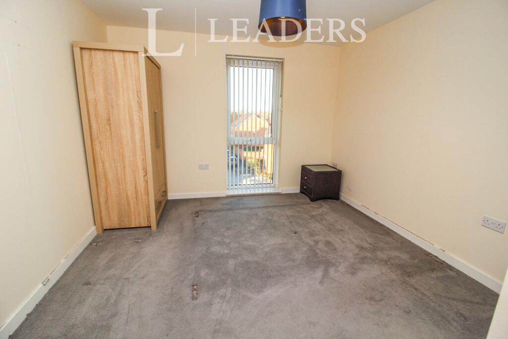 Apartment in Coventry, Tanyard Farm, Eastern Green - View 5