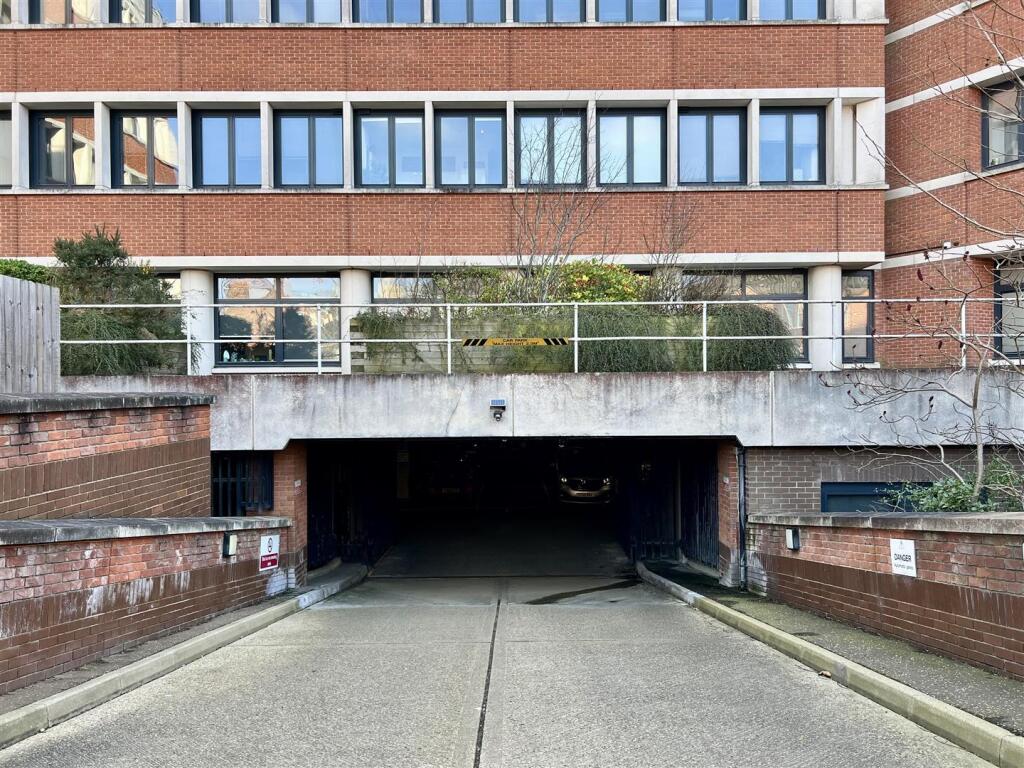 Property photo 8