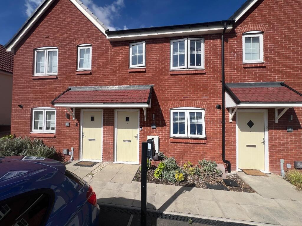 2-bed terraced on Bulrush Grove, Desborough, Kettering, £85,750
