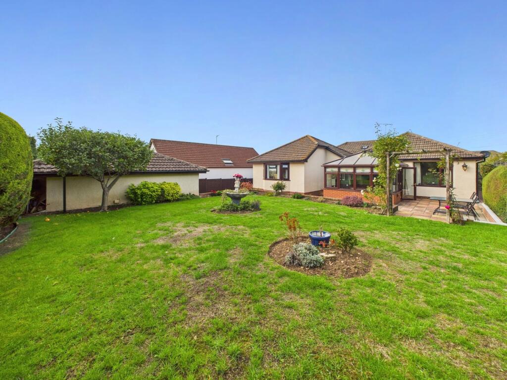 Highfield Road, Bleadon, Weston-Super-Mare, BS24 photo 2