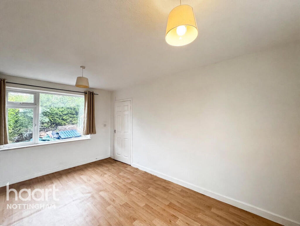 House in Nottingham, Thorneywood, Sneinton - More