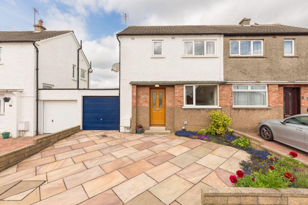 Main image of property: 20 Wester Broom Avenue, Edinburgh, EH12 7RB