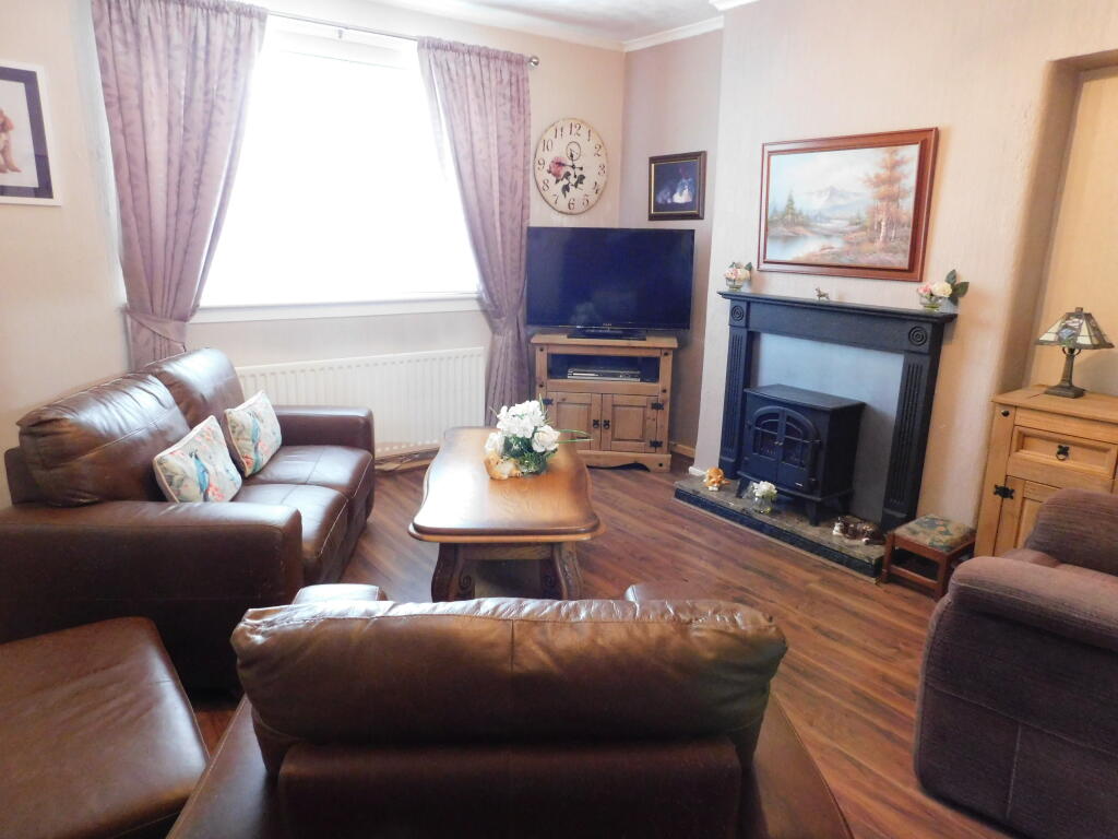 Finlay Avenue, Dalry, North Ayrshire photo 3