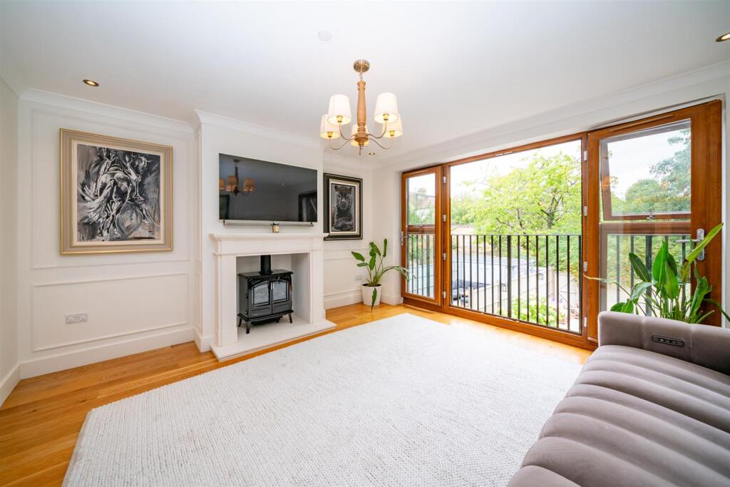 House in Watford - View 2
