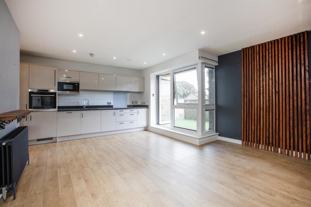 Main image of property: Elmington Road, Camberwell, SE5