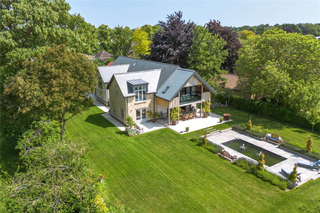 Main image of property: Dogget Lane, Fulbourn, Cambridgeshire, CB21