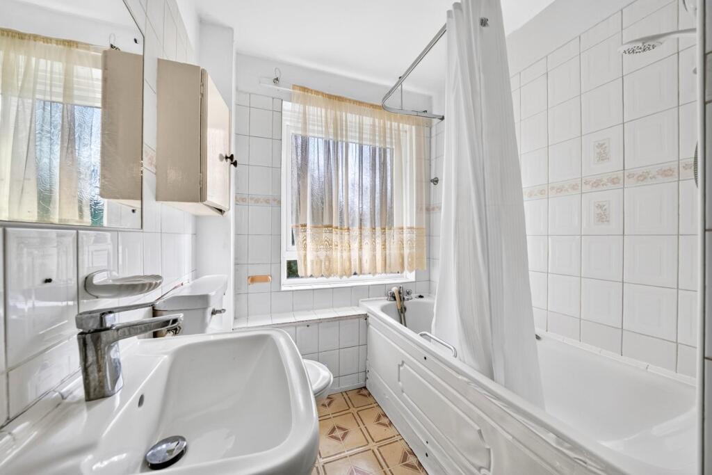 House in London - More