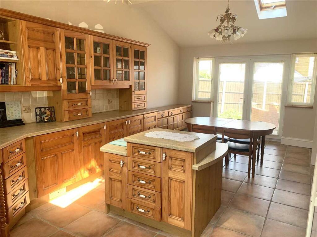 Bridge Close, Whitwell, Worksop photo 4