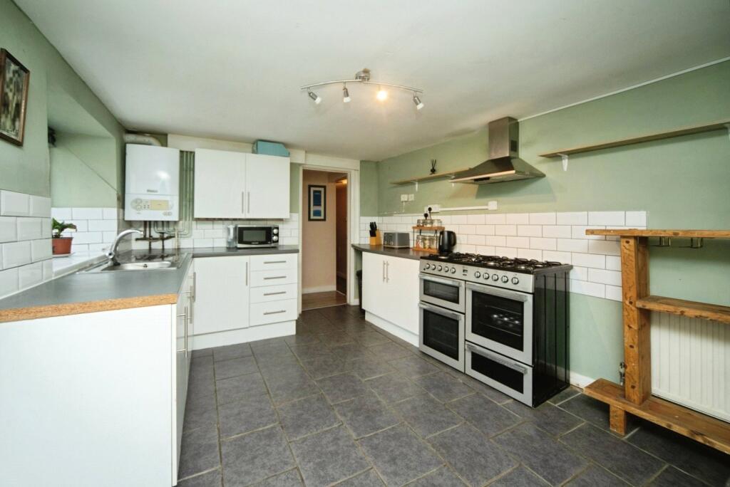 Apartment in Ilminster, Somerset - More