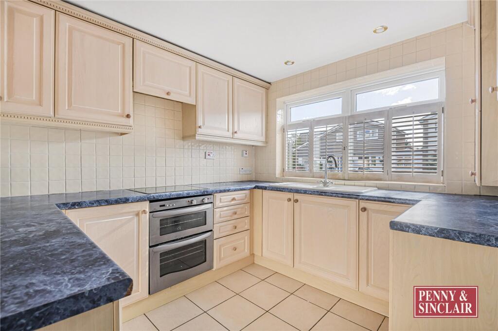 House in Reading - View 4