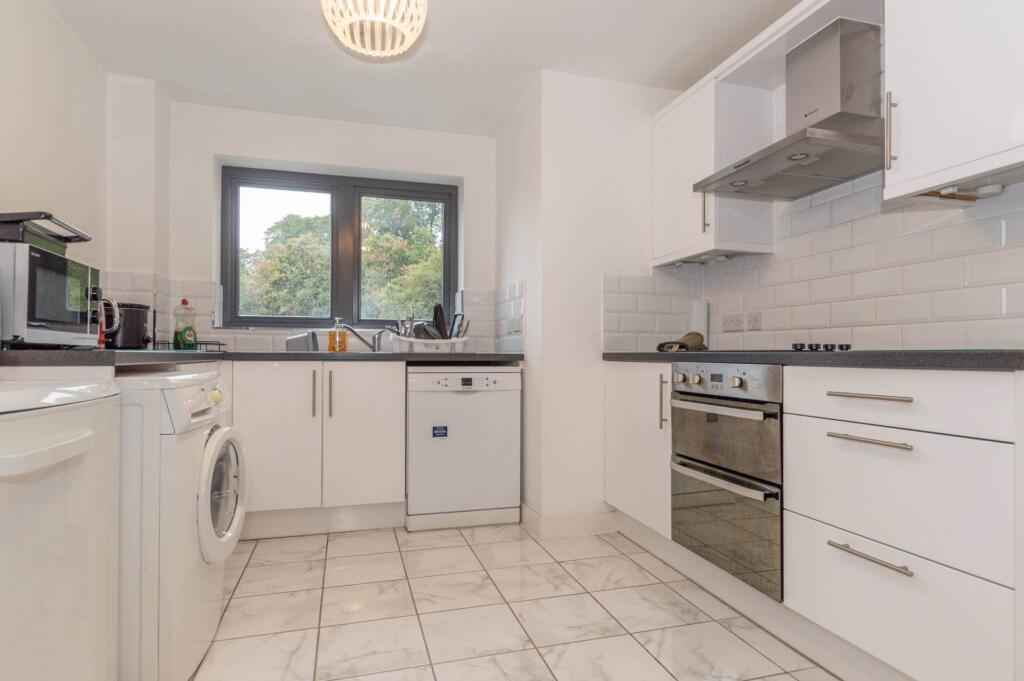 Apartment in Norwich - View 4
