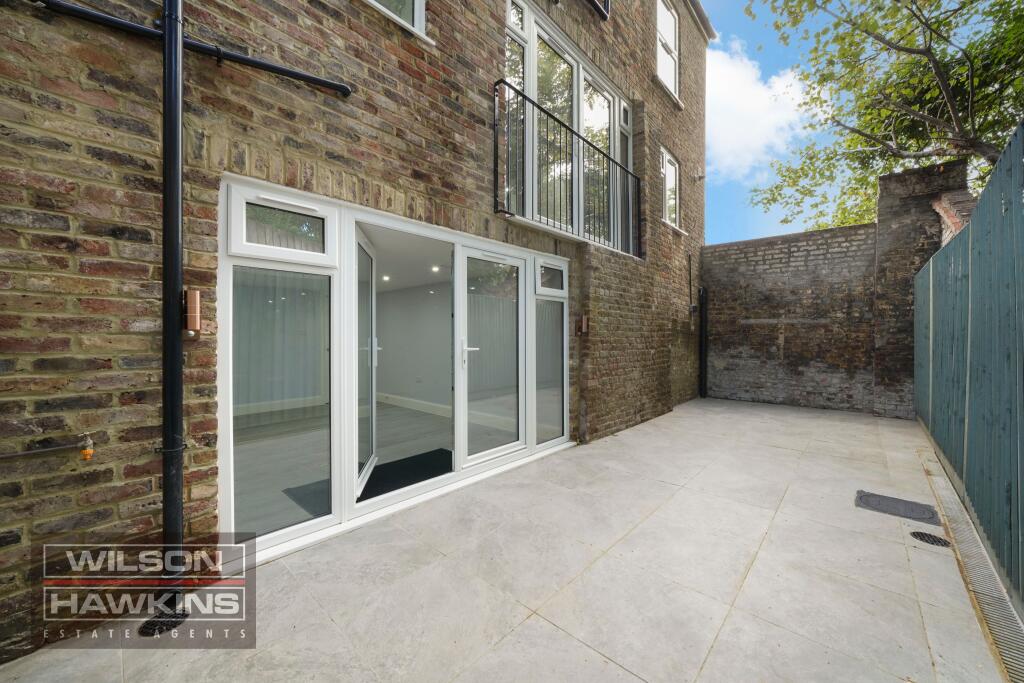 House in Harrow - View 5