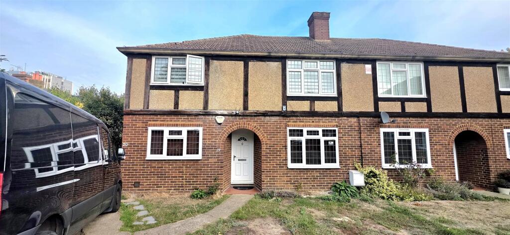 2-bed flat on Calder Close, Enfield, EN1, £394,995