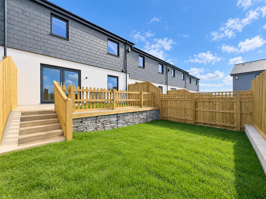 House in Truro - View 5