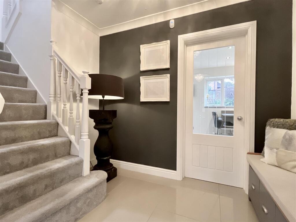 Additional image 5 of Shrubbery Close, Sutton Coldfield