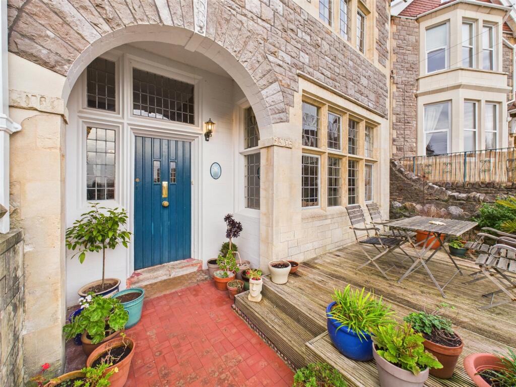 Main image of property: Victoria Park, Weston-super-Mare, North Somerset, BS23