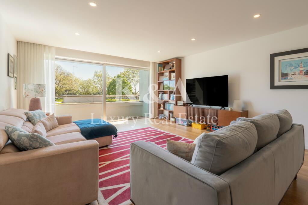 Main image of property: Oporto, Matosinhos