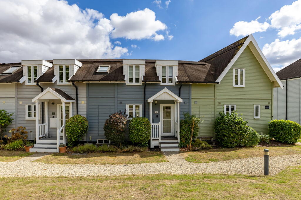 House in Gloucester - View 3