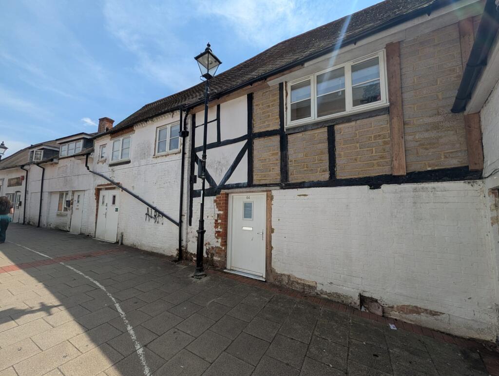 Main image of property: High Street , Andover, Hampshire