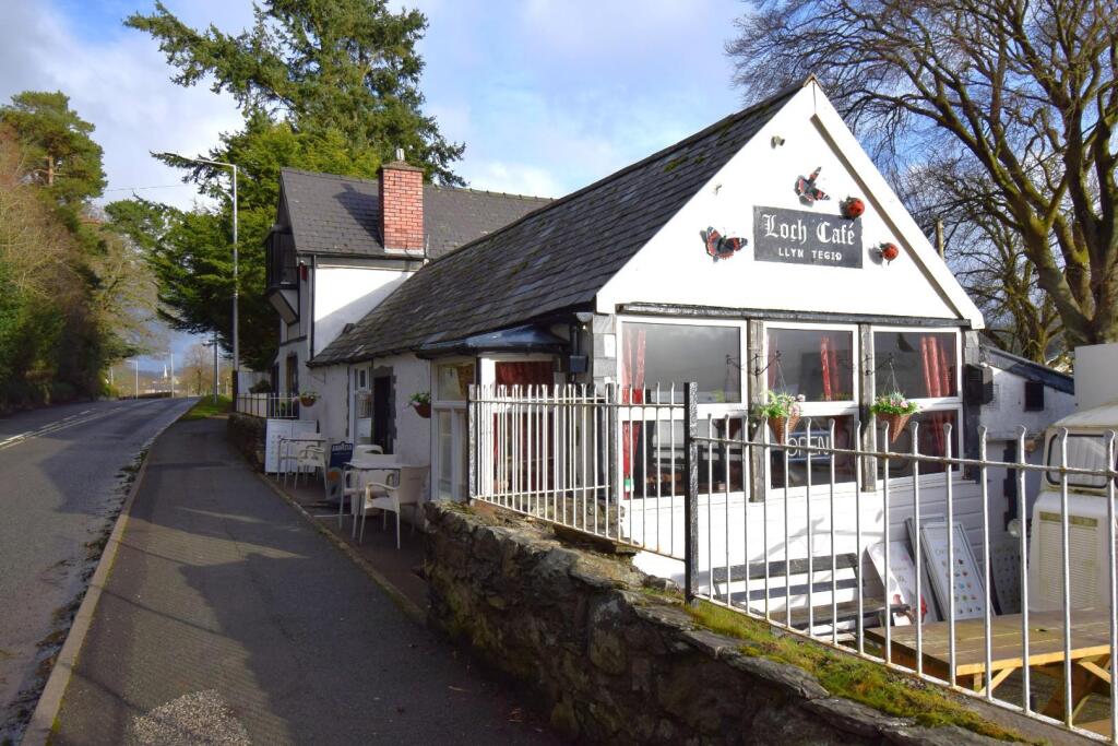 Main image of property: Loch Café Pensarn Road, Bala