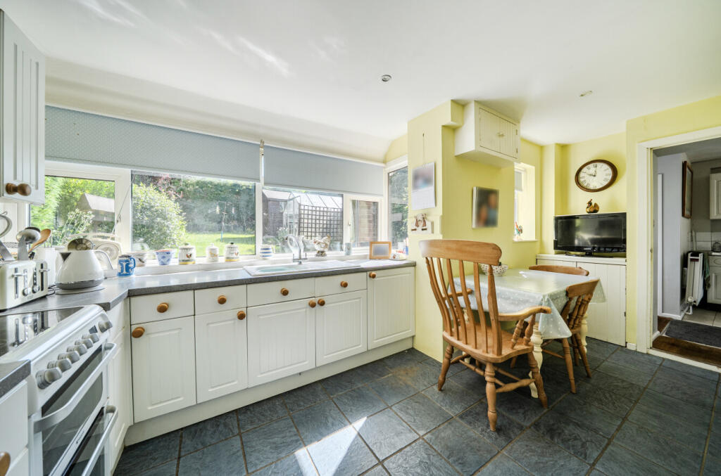 House in Lambourn, West Berkshire - View 6