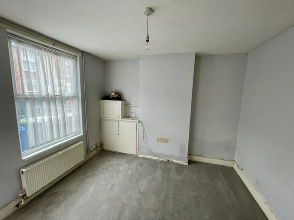 House in Ipswich - View 2