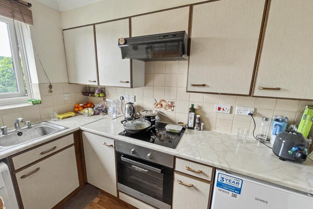 Apartment in Bournemouth - View 2