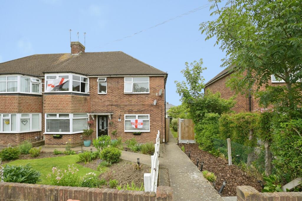 Main image of property: Brockley Crescent, ROMFORD, Essex, RM5