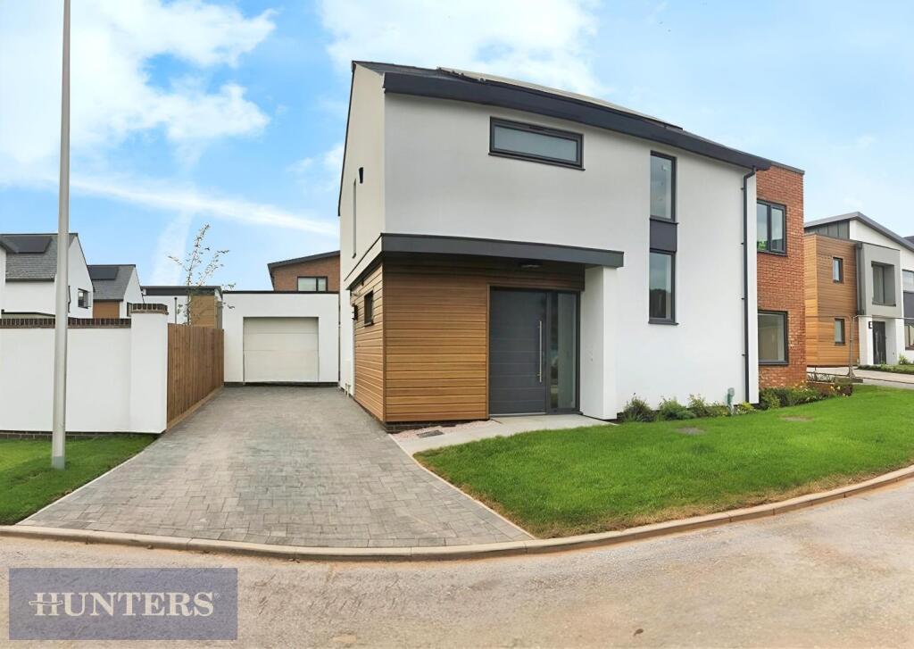 Main image of property: Edmunds Way, Exeter, EX2 7SR